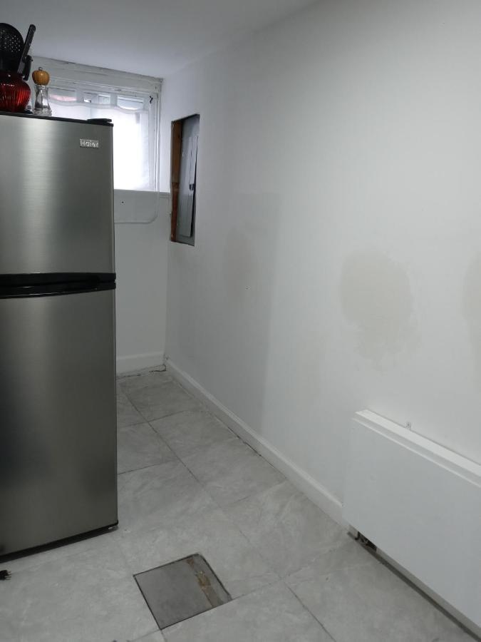 "Cozy Basement Retreat Just 40 Minutes To Nyc!" Apartment Irvington Exterior foto