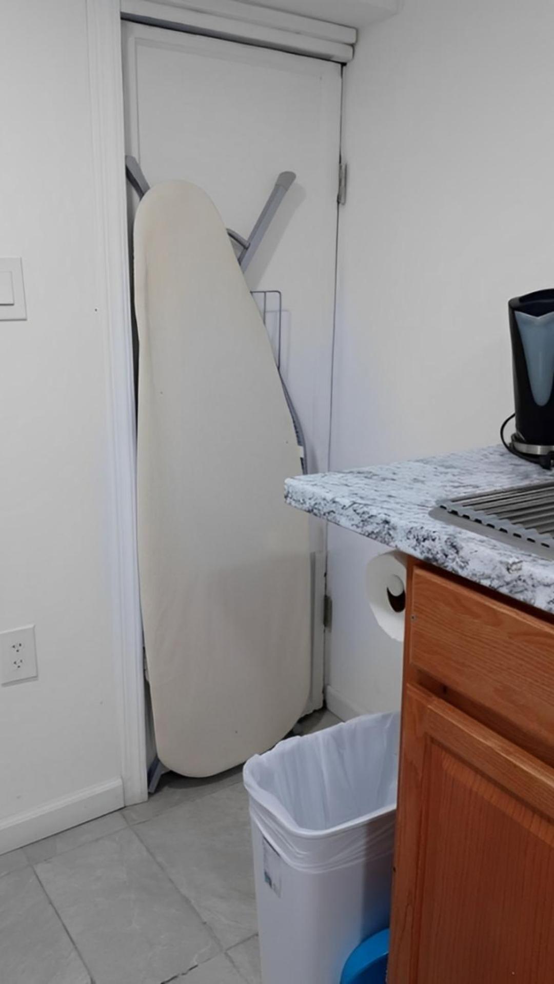 "Cozy Basement Retreat Just 40 Minutes To Nyc!" Apartment Irvington Exterior foto